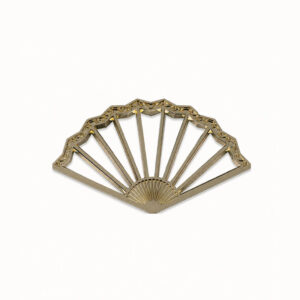 Phụ kiện trang trí nhựa hình quạt C-022